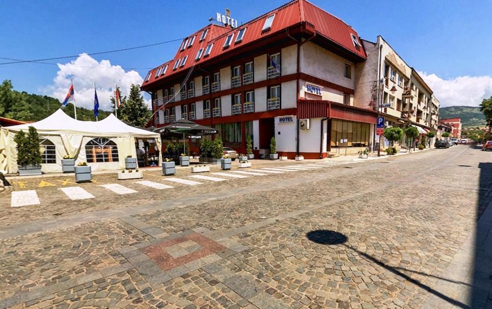Hotel Sax Balkan ديميتروفغراد المظهر الخارجي الصورة