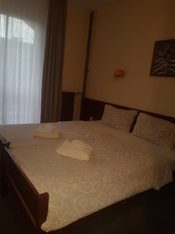 Hotel Sax Balkan ديميتروفغراد المظهر الخارجي الصورة